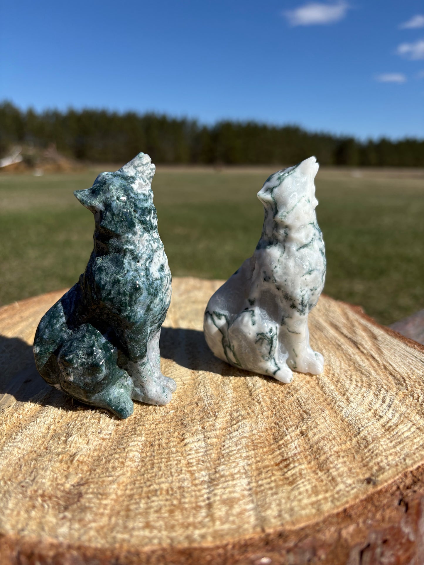 Moss Agate Wolf