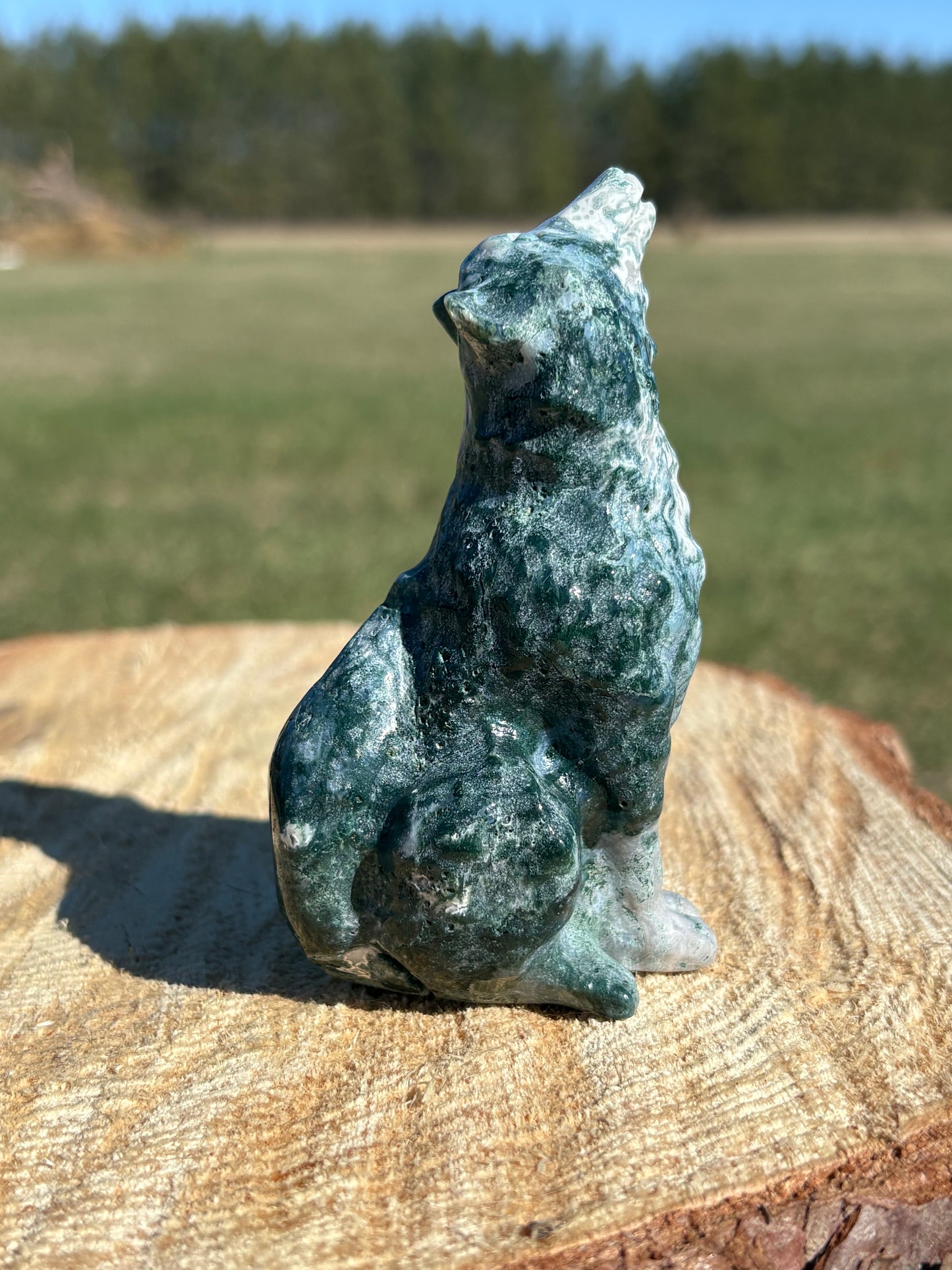 Moss Agate Wolf
